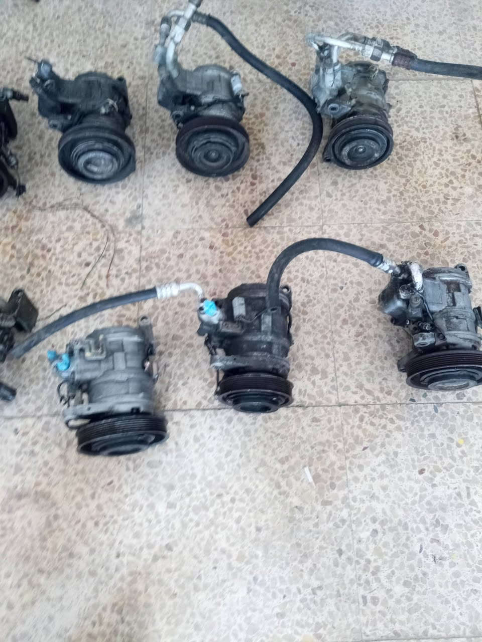 تبريد انواع السيارات المحور والكوري انواع الكمبريسرات بستم راوتري كهربائي اخوكم ابوزهراء العكيلي ذي قار قلعه سكر ***********
