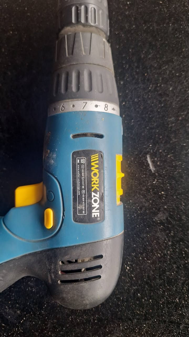 دريل شحن للبيع بدون شاحنه السعر ٣٠ الف هاتف ***********
