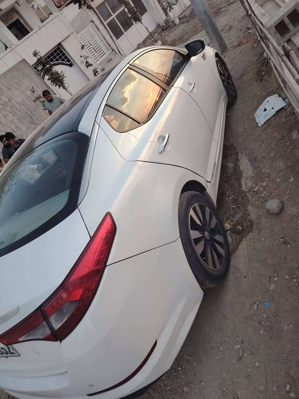 اوبتيما 2014خليجي vip للاخير
بصمه.بنوراما.كشنات جلد.كشن السايق كهربائي.خزن

 ميموري.تحكم ستيرن.مرايه شفط.بگ لايت ليد.

شفتات ستيرن.داخل بيجي.تخم ويل كب شركه 

محرك 2400دوش.كير 6 سرعات 

رقم اربيل الجديد باسمي تحويل او وكاله حاضر اني 

بيها رشات صبغ شرط بدون دواخل ابيع اقل الحزام 

السعر 115 ومجال بسيط للشراي 

*********** واتساب 

*********** 

المكان بغداد المحموديه
