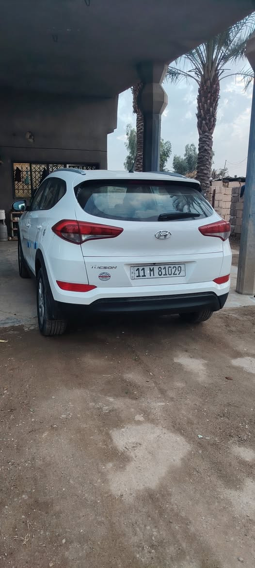 سلام عليكم توسان ٢٠١٦ خليجي مكفول من الصبغ وسونار مرفق في الصور السعر ١٦٨ وبيهه مجال رقم ***********
