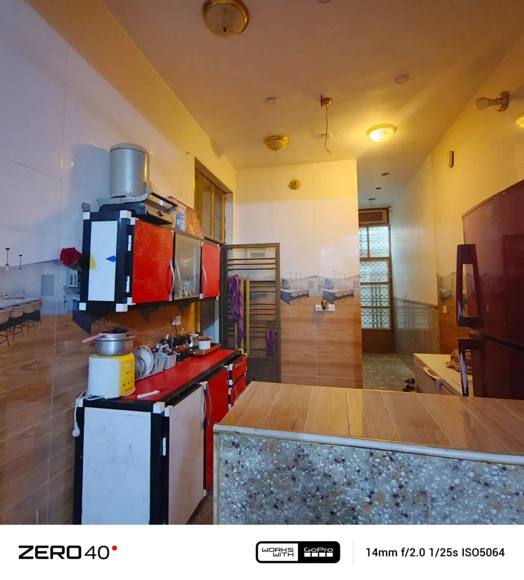 السلام عليكم دار للبيع 100متر طابقين كافت خدمات سند 25  بغداد الكمالية كاع ابو رشاد بل بداية ***********
