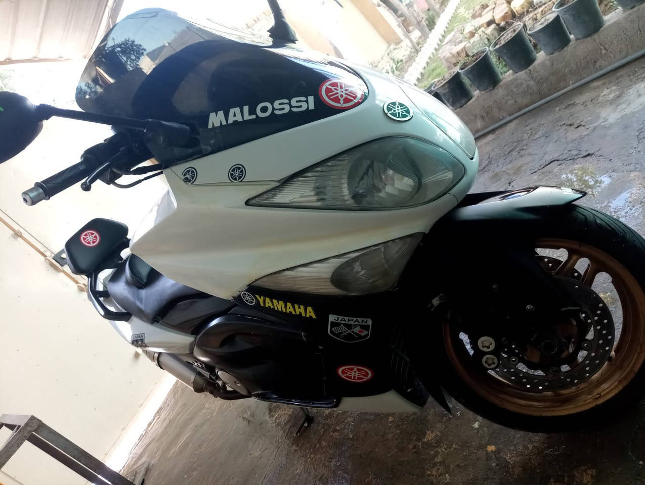 تي ماكس  2011
مكينه كفاله
عليه ادامه. 
كلج دهن
دهن اكسل 
منظومه راديتر
عليه اكزوز رياضي
عليه تجوه 
دراجه كفره 80 /100
دراجه شلعه ومعدل  
(((((الدراجه لبيع. اومراوس  فقط اوتماتيك ))) مكاني (((حله))))
***********
