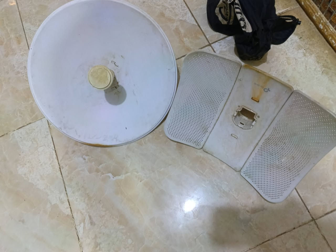 نانو للبيع مكاني كوت مركز المدينه ثنينهن ب50
‏‪***********‬‏رقمي موجود وتساب بي
