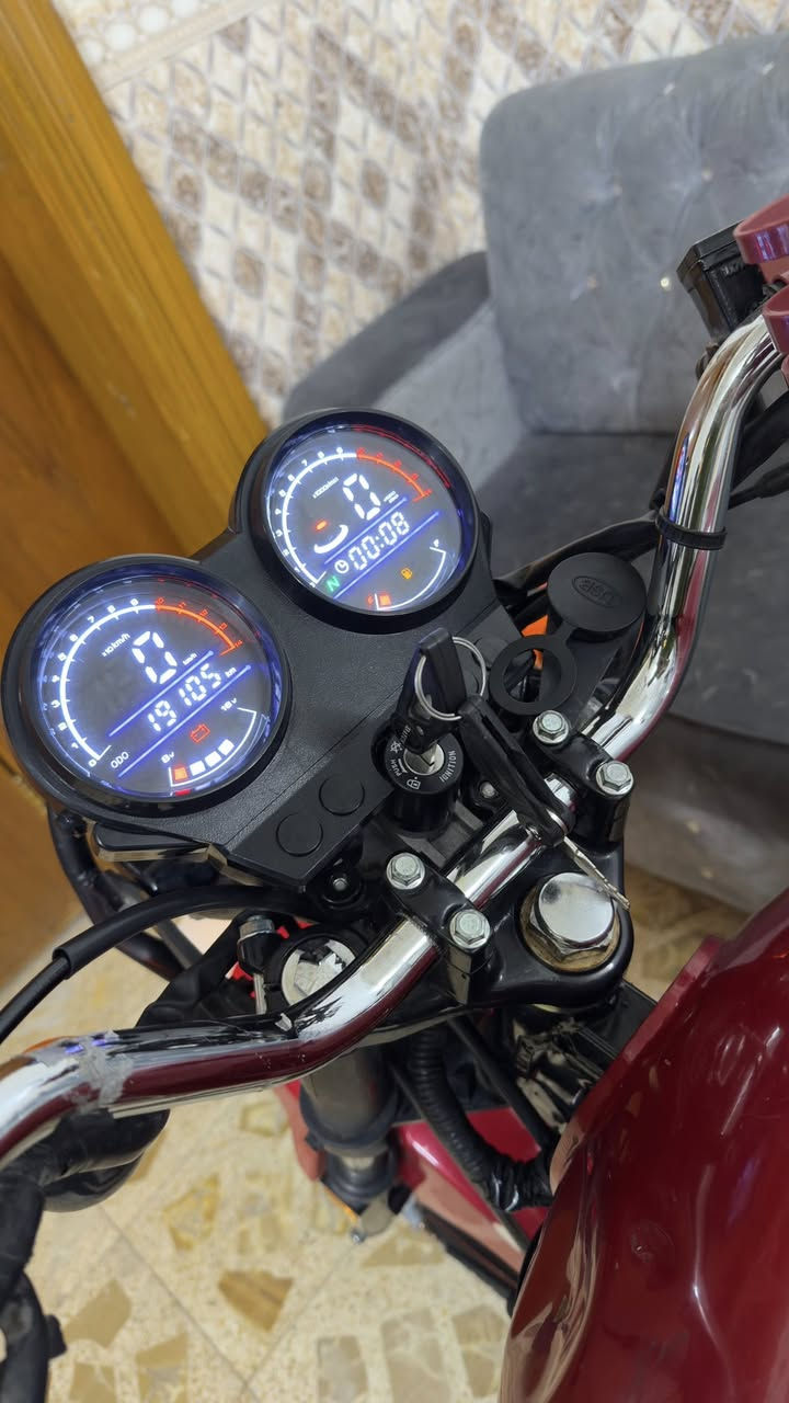 للبيع فقط دايوان 2023 مكينه 200ccرقم وسنويه بأسم المعرض بكربلاء دراجه بيها عداد الكتروني+لايت زنون يعمي الميت نفس مواضحه بصور مكينه مكفوله وناعمه مكاني النجف موشراي لاتعبني فدوه السعر مليونين و75
رقمي ***********
بي وتساب
