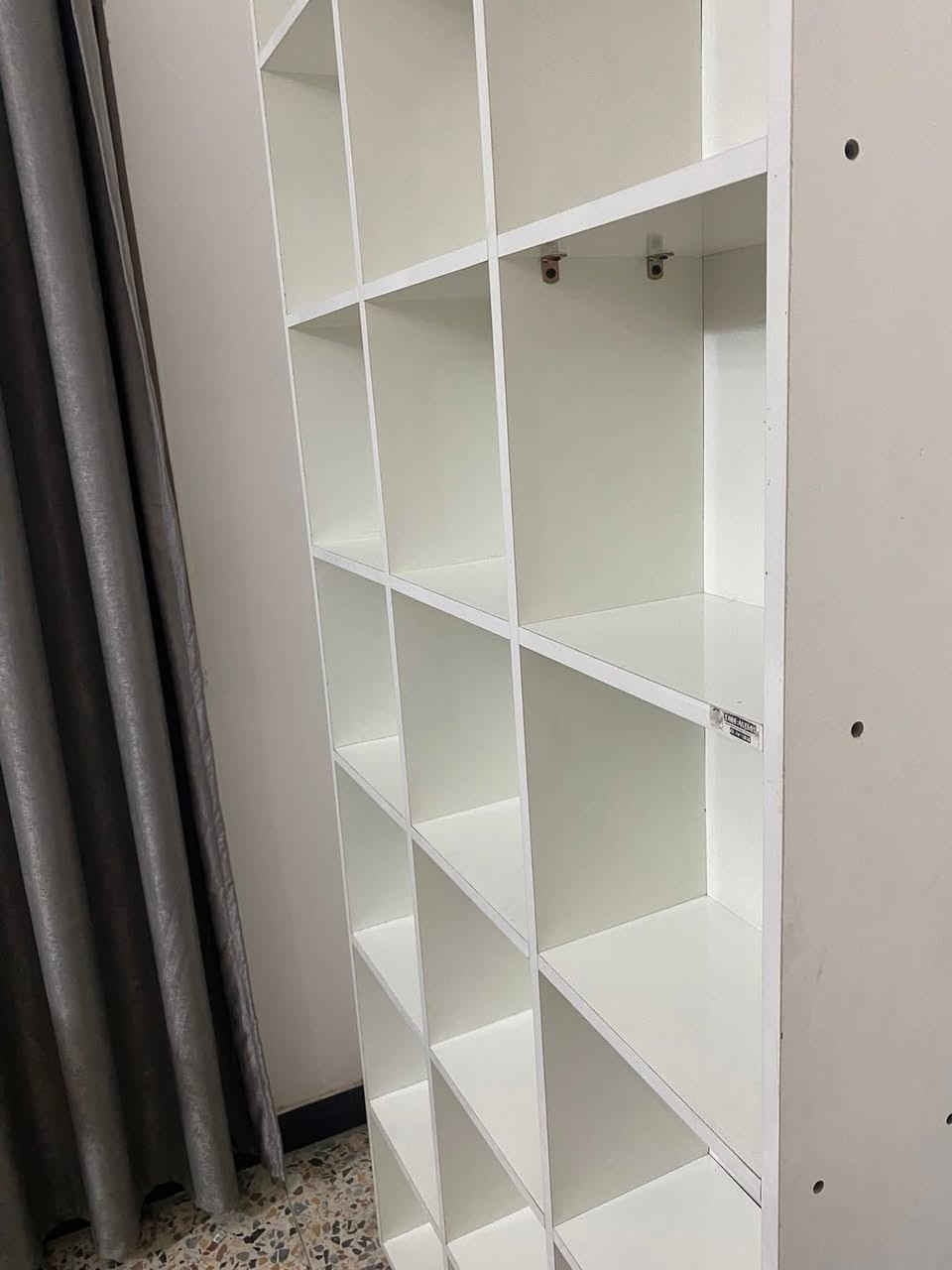 السلام عليكم، مكتبة للبيع، السعر 120 الف.
الابعاد :
الطول:220. العرض:100. العمق:20.
المكان بغداد، للتواصل اكثر خاص


**إذا كنت صاحب هذا الإعلان وتريد حذفه لأي سبب، رجاءا أرسل رسالة إلى الدعم الفني**