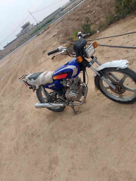 السلام عليكم ورحمة الله وبركاته موطور للبيع مجفت جديد تايرت فاخرات كهرباءيات شغاله بس يعوزو جوزه سعر مناسب 225بي مجال اتصل اوتدلل ***********
