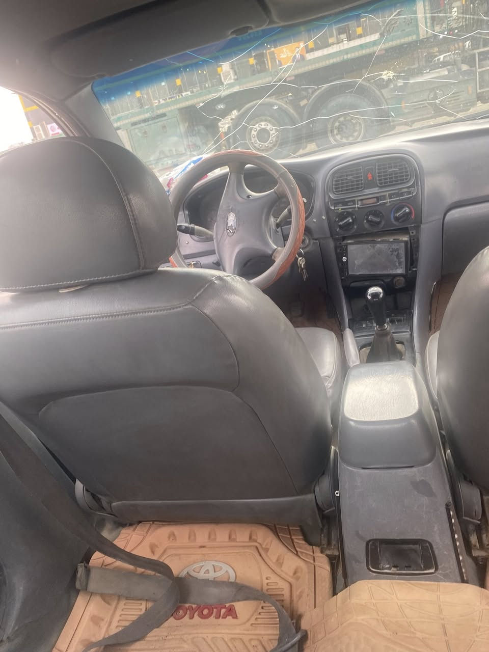 السلام عليكم 

للبيع سوناتا 3 موديل 2000

رقم بغداد جديد سنوية جديدة 

السعر 27

مكانها بغداد التاجي

‭0785 677 5677‬
