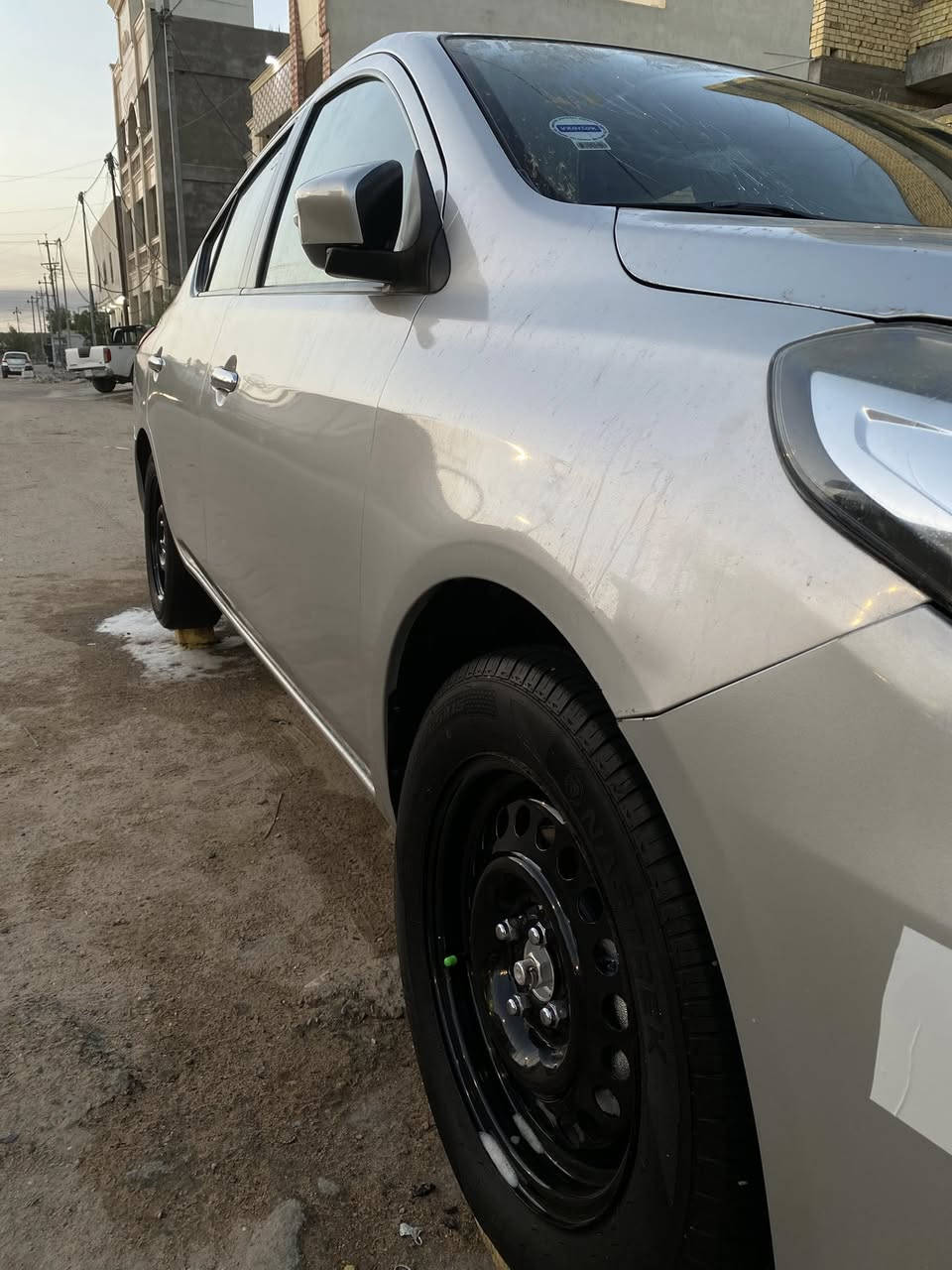 سلام وعليكم نيسان سني  مديل ٢٠٢٤ فول. مكاني بصرة سعر ١٠٧.          رقم ***********
