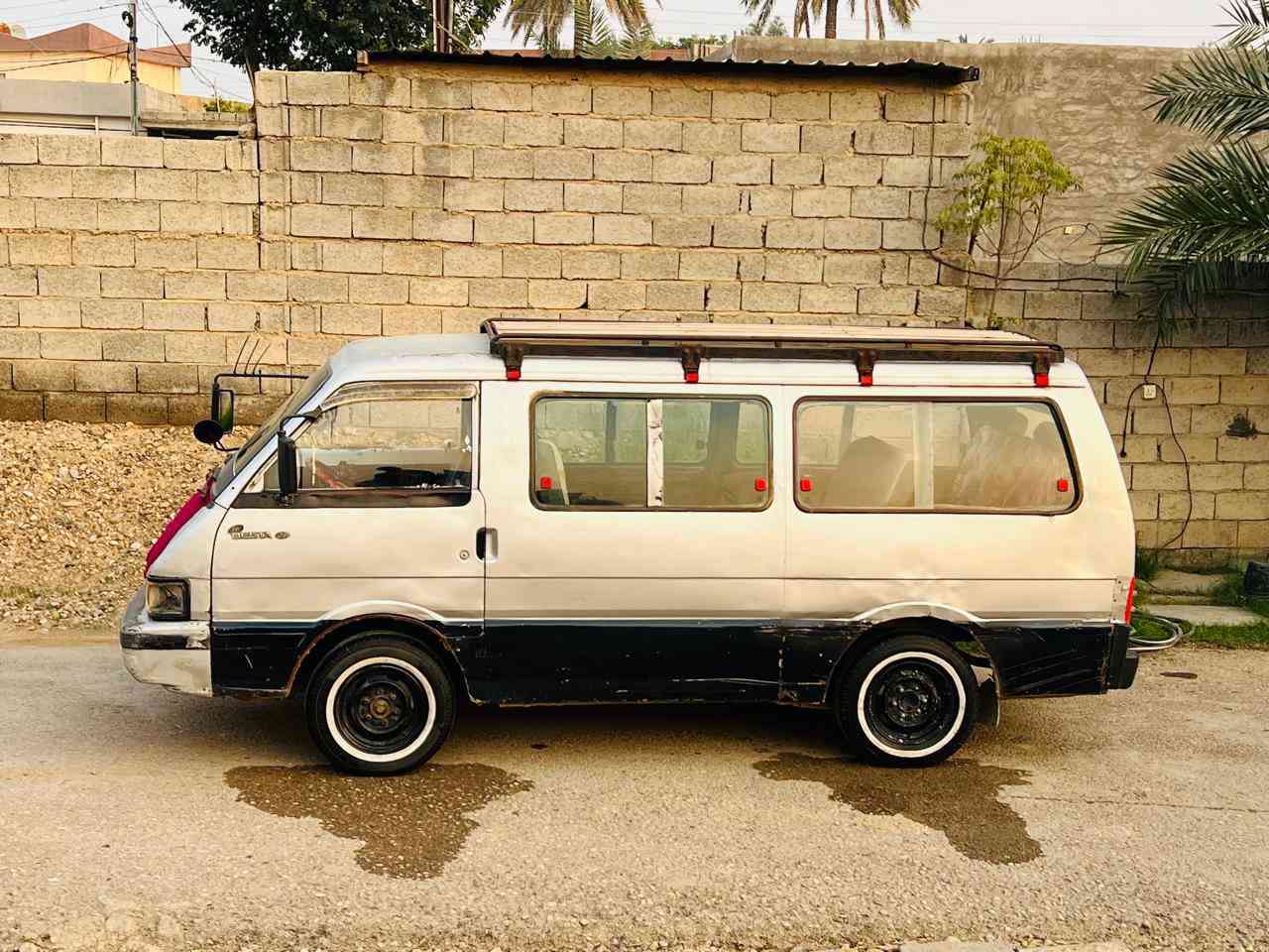 السلام عليكم 
كيا بستا موديل 1993
كير اكسل مكينه مكفول
راعيها ما اندله السعر 17 وبيها مجال 
***********
