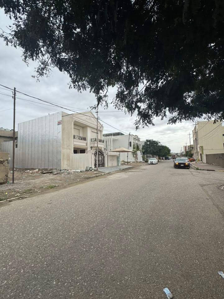 قطعة ارض للبيع موقع مميز جداً حرف T
المساحة : 200 مترمربع 

الموقع : كـركـوك - تسعين الجديدة حي الضباط مقابل جامع امير المؤمنين 📍

القطعة يطل على شارع 20 متر 

🟨  لـلاستفسـار  يمكنكم مراسلة الصـفحة 

ونـتشـرف بزيارتكم #عقارات_أمــلاك 

العنوان:  كـركـوك  شـارع القدس مجاور Box  cofe  مقـابل افران الحياة 📍

 للاستفسار اتصال أو واتساب:

📞  ***********

📞 ***********⁩⁩⁩⁩⁩⁩⁩⁩⁩⁩

لمشاهدة بقية العروض مع ذكر الأسعار، انضم إلى قناتنا على التليجرام عبر الرابط التالي
https://t.me/Amlak_real_estate96⁩⁩⁩⁩
