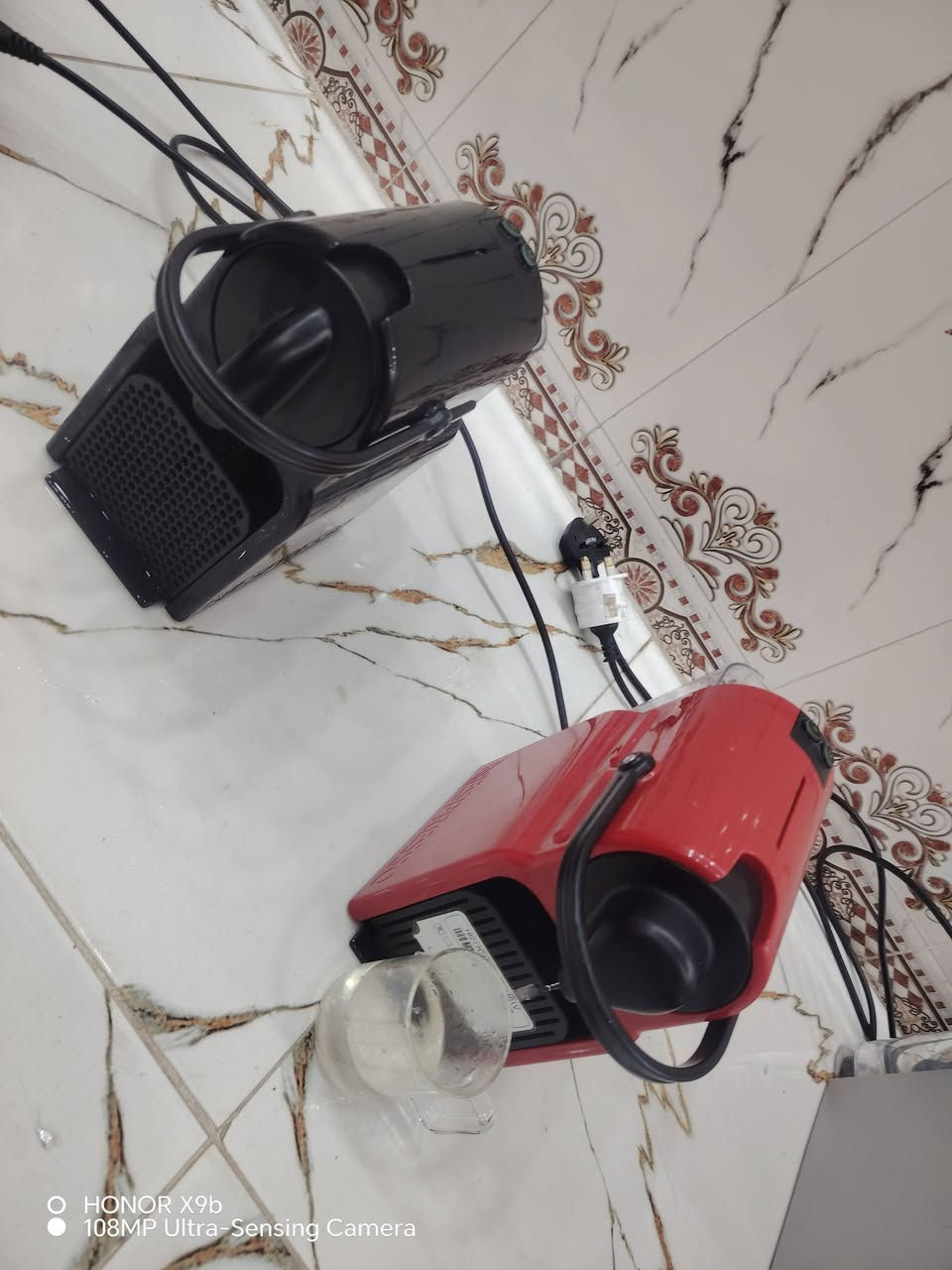 مكينة قهوه اسبريسو كبسولة واحد نقص قاعده تحت الكلاص واحد تقصد قبق خزان الماء او قاعده تحت الكلاص شغال باله تريد تفضل موجود توصيل كل العراق ٣ الف نهاية شهر رمضان المبارك


**إذا كنت صاحب هذا الإعلان وتريد حذفه لأي سبب، رجاءا أرسل رسالة إلى الدعم الفني**