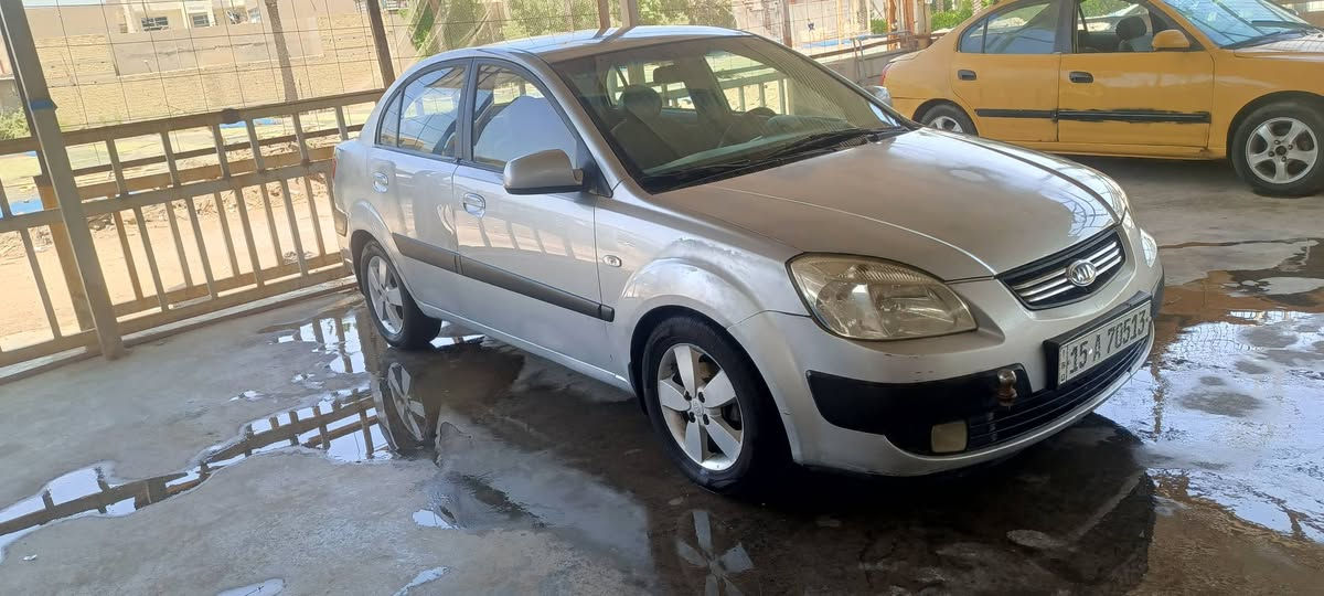 السلام عليكم كيا ريو 2009 بيهه مكانات صبغ موضح بل سونار كير مكينه 1600 صدر امامي خلفي تبريد خير من الله مكان السياره المحموديه السعر 69 وبيهه مجال 
***********
