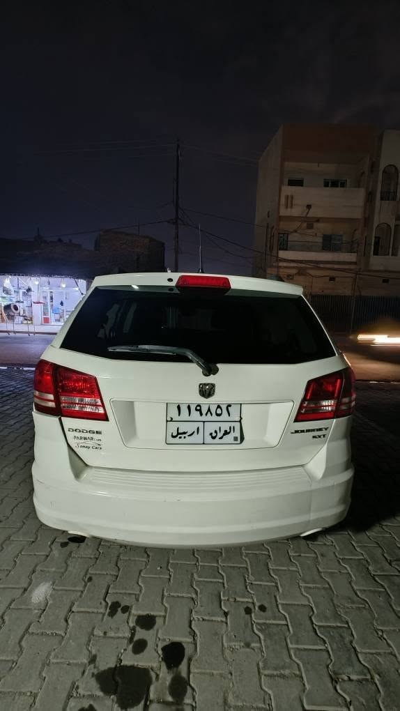 سيارة Dodge jurney 2010 EXT
سيارة 7 نفرات 
مكينة 6 سلندر 3500 
تبريد 3 قطع (سايق وسكن والركاب)
تحكم تبريد الركاب (أمامي وخلفي)
بيه 3 قطع (بنيد وجاملغات 2)
سعر 100 
عنوان كركوك نهاية شارع الأطباء(محلة حمام علي بگ) مقابيل جامع خليفة الكريم

*********** رقم للأستفسار كركوك, العراق
