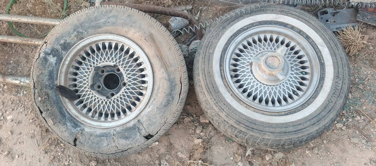يوجد غراض دولفين لبيع وياله 6زواج وياله محرك درع دعاميه بوب جام بوب اكسل الرقم ***********رقم ثاني ***********
