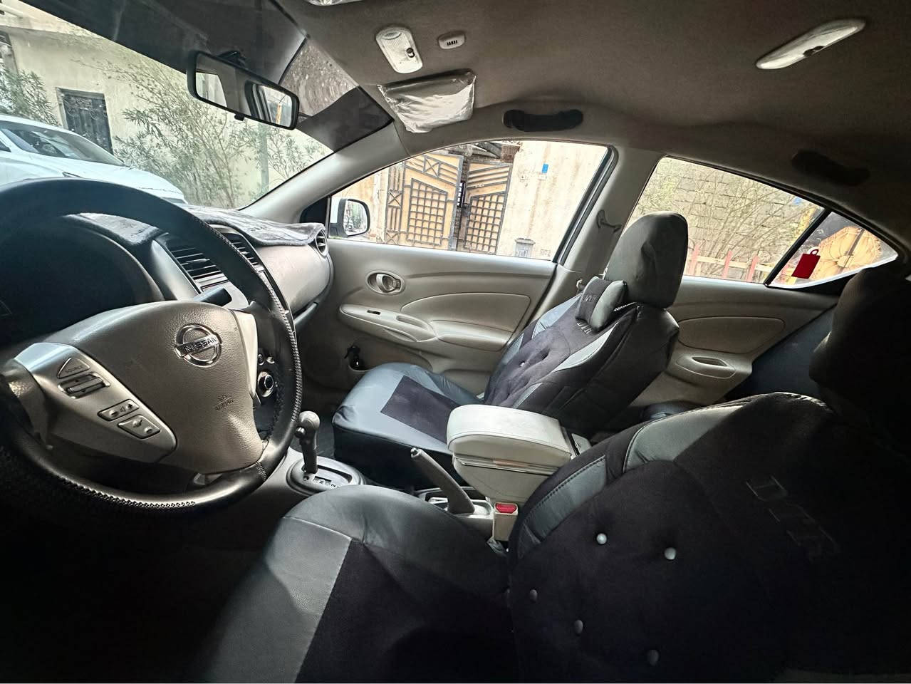 سيان صني بيه جاملق الامامي جهة السايق بارد وبيه باببين مقسم سايق والخلقي موجود تقرير بلصور باقي كله كفاله كير مكينه تبريد ماشيه 92 الف السعر 107 وبيها مجال
رقم الهاتف : *********** البصرة, العراق
