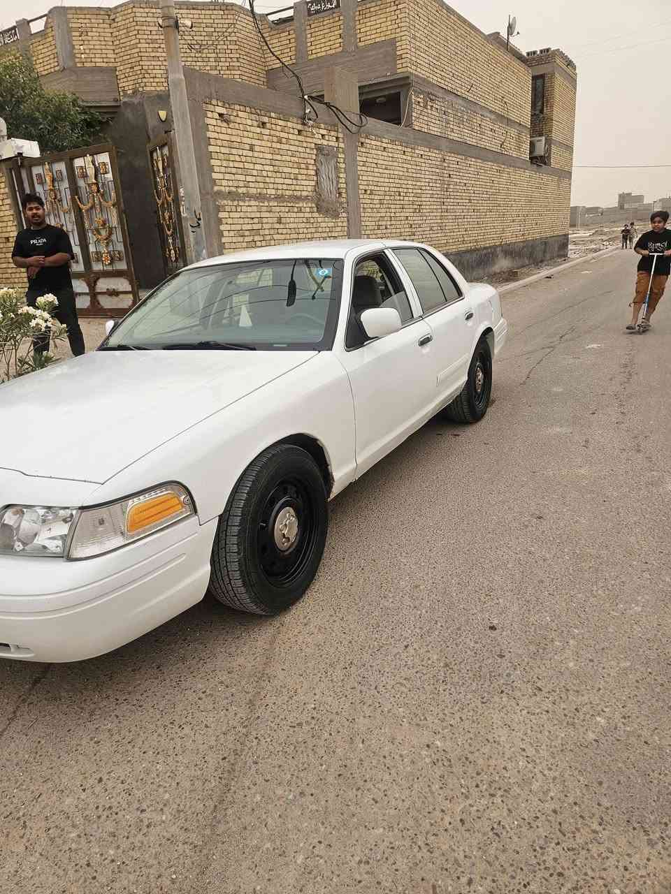 السلام عليكم فورد فكتوريا مويل 7 سياره حلوه وجاهزه فقط يردها صبغ عام السعر 65للسفسار ***********مكاني البصره
