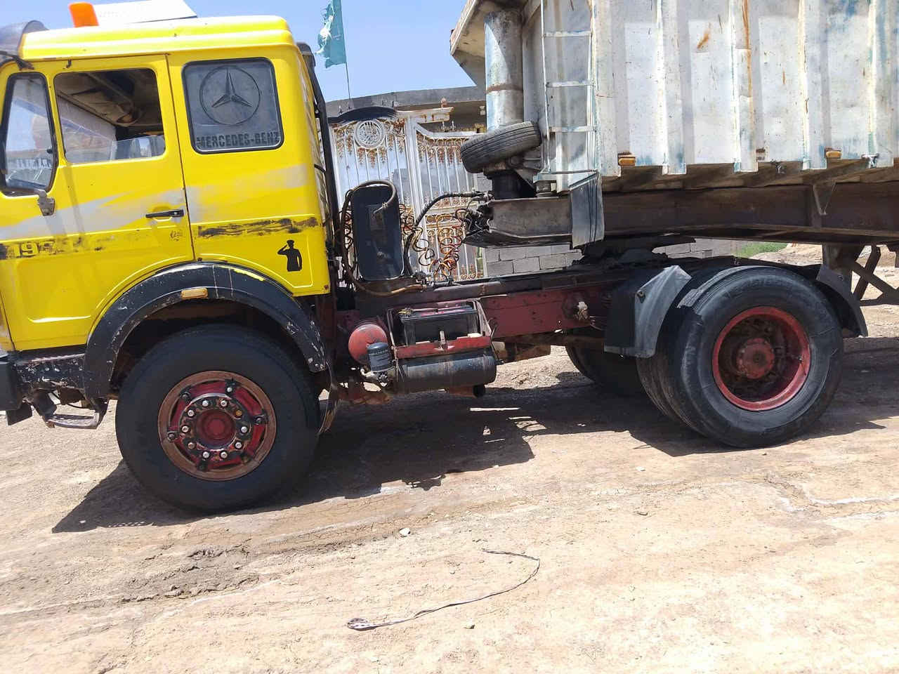 محرك  ٢٨ كير  ١٦٠ تحم تاير  ٢٤ رقم نجف تحويل مباشر سبرنك بلادي  ***********٨ بتفاصيل اكثر ولمعرفه السعر اتصل على صاحب الرقم علما اني مكلف بالنشر رجاء اخوي لا احد يراسلني لان ما اعرف شيء رقم التلفون هو صاحب السياره
