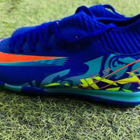 حذاء • نايك زوم • مقاس ٤٠