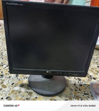 شاشه للبيع موصفات جيدة تواصل عالوتساب 07865456193