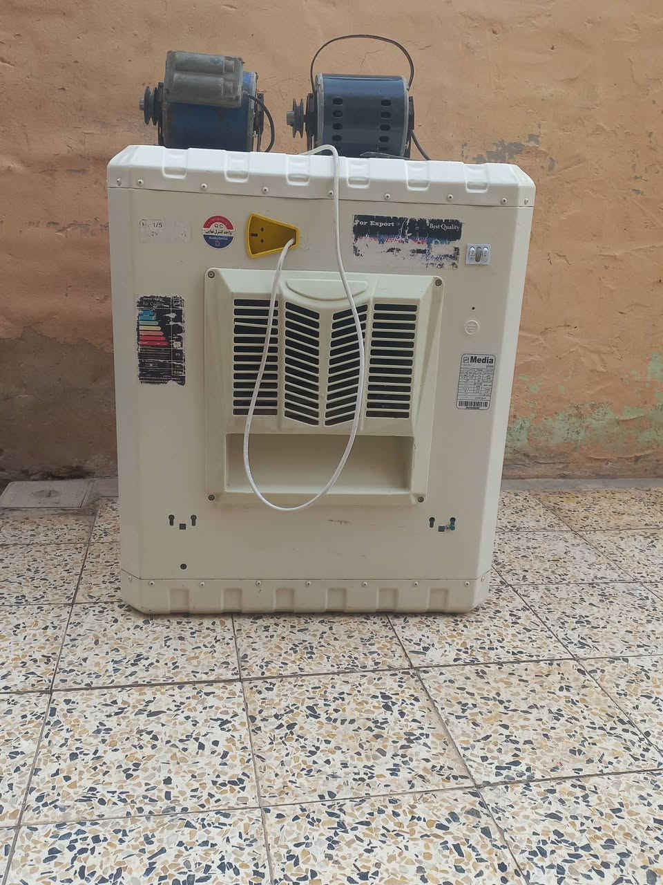 مبرده.+٢ ماطور للبيع 
 شهر مشتغله جديده


**إذا كنت صاحب هذا الإعلان وتريد حذفه لأي سبب، رجاءا أرسل رسالة إلى الدعم الفني**