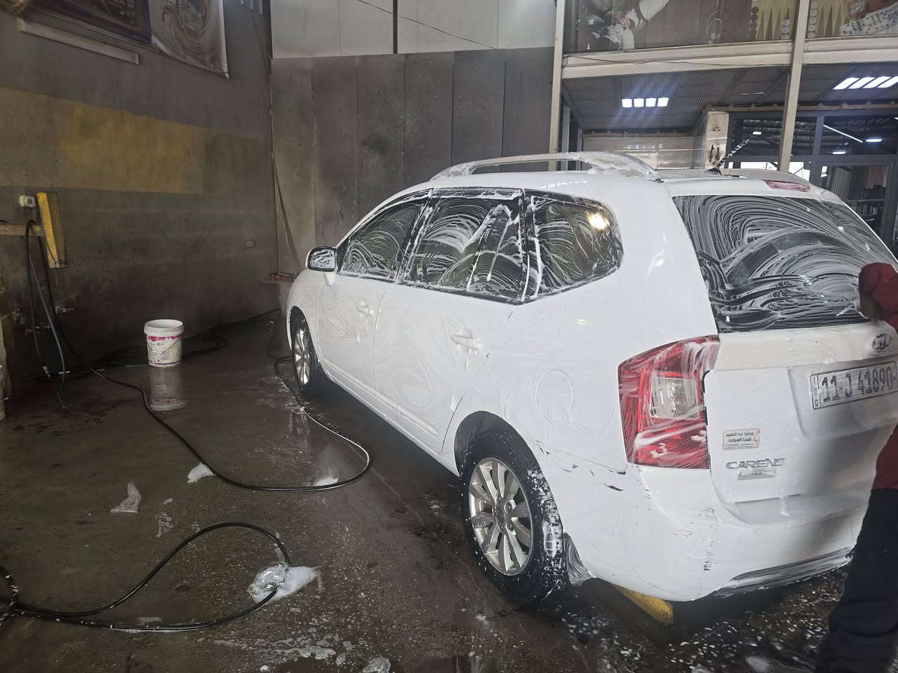 سيارة كارنز ٧ راكب
محرك ٢٠٠٠ دوش المرغوب كير اي تي 
سيارة خير من الله تبريد نظيفة دواخلها 
صبغ جاملغات ٢ موجود سونار 
مكاني بغداد الكرخ
السعر واتساب او  خاص 
سيارة استعمال شخصي 
***********
