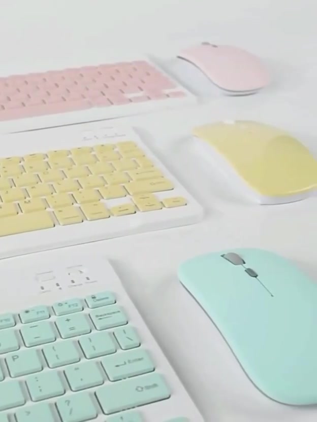 ✨⌨️ خلي شغلك أسهل وأرتب مع كيبورد وماوس أنيقين!

يدعمون العربي والإنجليزي ويشتغلون بالبلوتوث على اللابتوب والتابلت والموبايل بكل سهولة 🔗💻

✔️ تصميم نحيف وخفيف للحمل
✔️ تشغيل طويل يوصل لـ 150 ساعة
✔️ كيبورد بالشحن + ماوس ببطارية AA
✔️ أزرار جذابة وملمس ناعم
✔️ متوفر سماوي وأسود

راحة، أناقة، وأداء يعتمد عليه وين ما تروحين! ✨ 

للطلب والاستفسار يرجى مراسلة الصفحه


**إذا كنت صاحب هذا الإعلان وتريد حذفه لأي سبب، رجاءا أرسل رسالة إلى الدعم الفني**