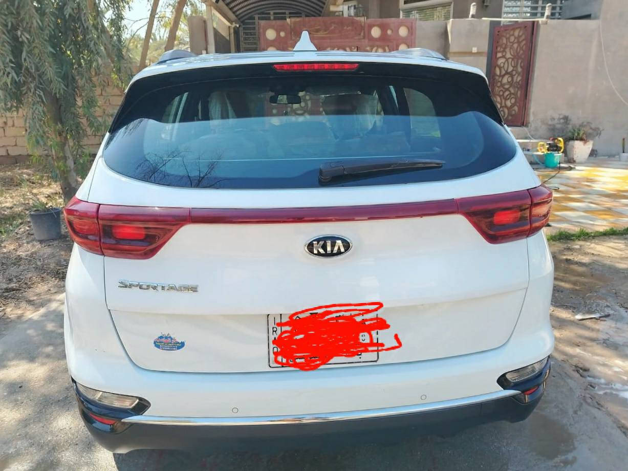 كيا سبورتج ٢٠٢١ رقم بغداد مكفوله من كل شي كفاله عامه ماشيه ٥٤ الف بإسمي السعر ٢١٥ورقه مكاني الحله الحمزه الغربي عليه السلام 
رقم التلفون ***********
***********
