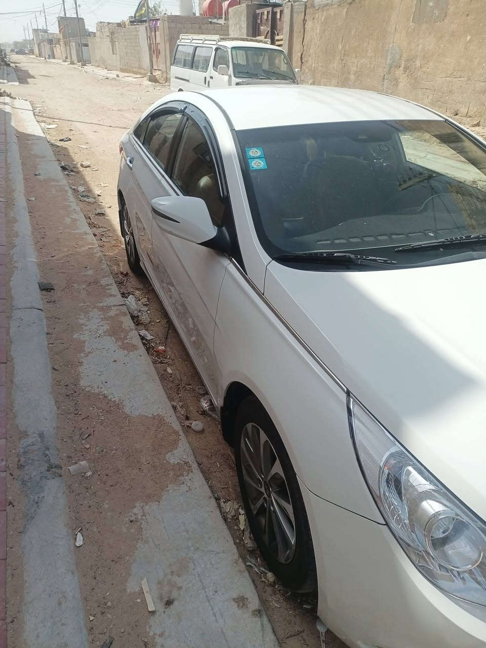 السلام عليكم سوناتا 14 خليجي كفاله عامه بدون صبغ وضربه رقم بغداد بسمي دولي مكفوله من كلشي  مكينه 2400 دوش مامفتوحه مكفوله ثلاث انضمة قياده شفتات وعادي وأيكو تقليل وقود كشن كهربائي تبريد قطعتين كامره حساسات بلادي *********** تدفئة تبريد شغالات لايت زنون شمسي سياره جديده
