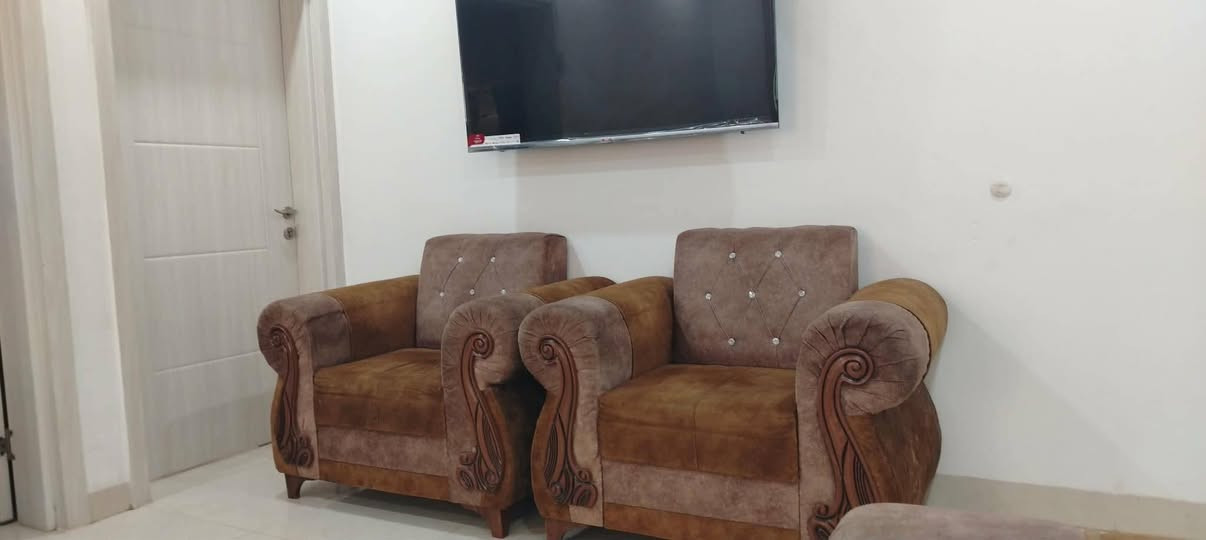 طخم للبيع
سعر ٤٠٠
للاستفسار الاتصال بالرقم ***********
