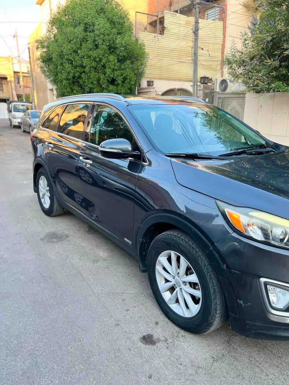 كيا سورنتو 2018
وارد امريكي حادثهة جاملغ خلفي ايسر وقبغ جنطة بدون ايرباك يعني قطعتين فقط بجم كبس رقم بغداد الجديد تحويل مباشر 
محرك 2400 gdi 
5 راكب
السعر 135
مكانهة بغداد حي الاعلام 
***********
