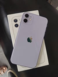 ايفون 11 ١٢٨ • نقطتين بالشاشه • بطاريه ٧٧٪