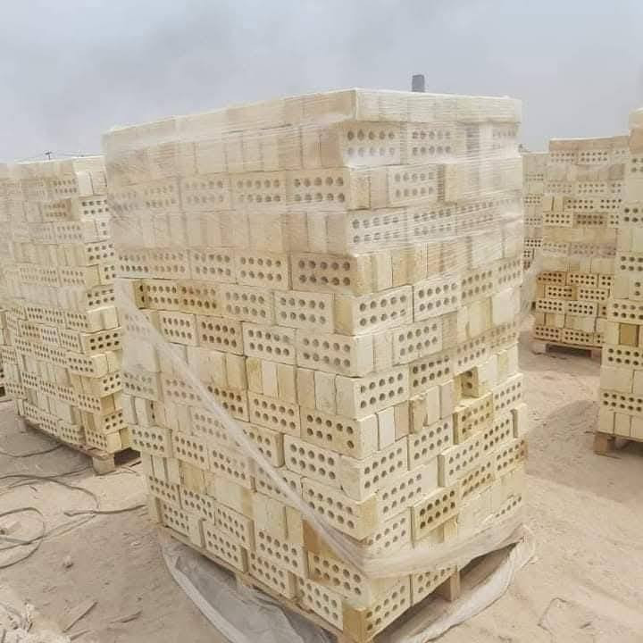 السلام عليكم يتوفر لدينا طابوق سكبات وعداد وقوه وركن علمن الطابوق داخل مختبر
ويوجد خدمه توصيل 🚚🚛
الاستفسار الاتصال علئ الرقام التاليه ***********
