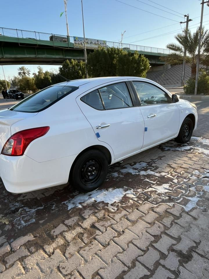 السلام عليكم نيسان سني ٢٠١٩ خليجي رقم ميسان جديد سيارة مكفوله بيه بس بارد كفاله من صبغ وتبديل جاهزة مابيه نقص ***********٧السعر ١٠٥ وبيه مجال
