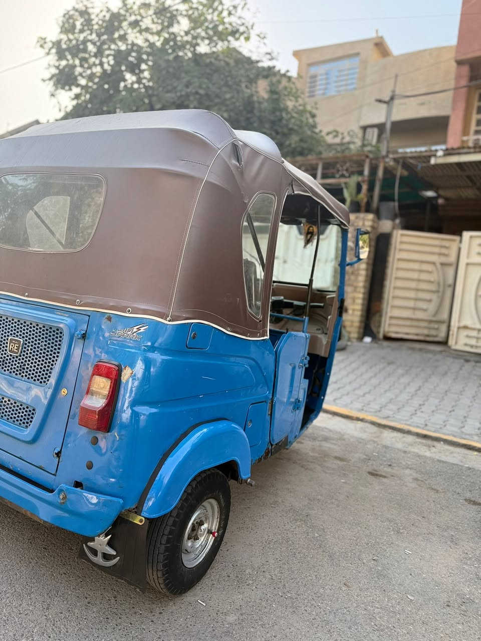سلام عليكم تكتك موديل 21مبدل بس بوشه وبستم ولكشر شوفت عينك مكان بغداد الحريه ***********
