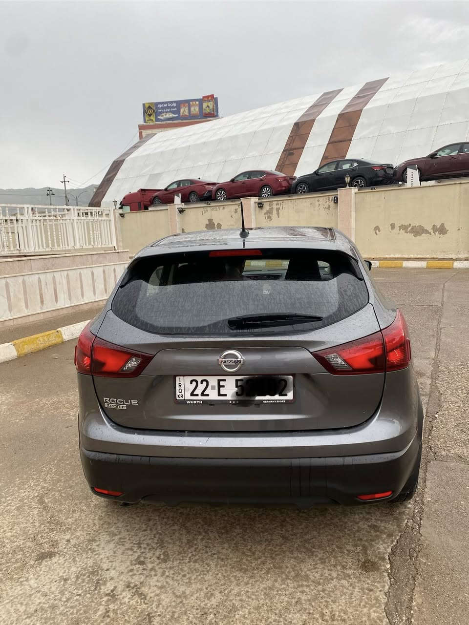 نيسان روج سبورت موديل ٢٠١٧ صبغ بولند بدون دوخل رقم سنوي جديد  سعر ١٣٠ مكان عقره تلفون *********** واتساب
