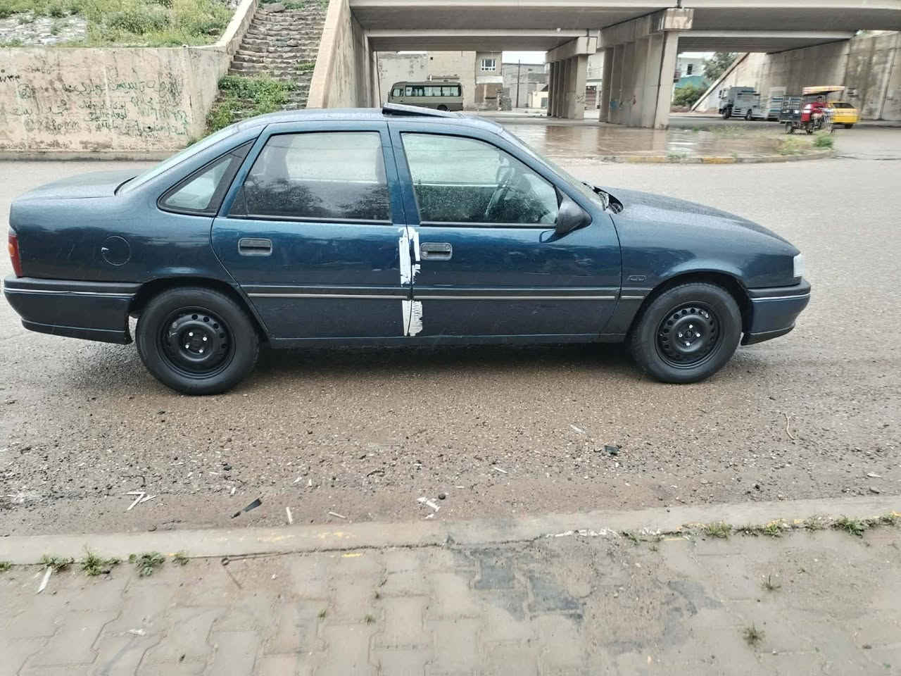 سياره اوبل فكترا موديل 91 حجم 18سياره نظيفه جدا كولشي مابي شرط بدون ضربه سنويه َمشروع وطني لل 2028بي دفتر بنزين كهربائية كلها شغال تخم صدر جديد سعر 40وبي مجال بسيط عنوان كركوك رقم هاتف ***********
