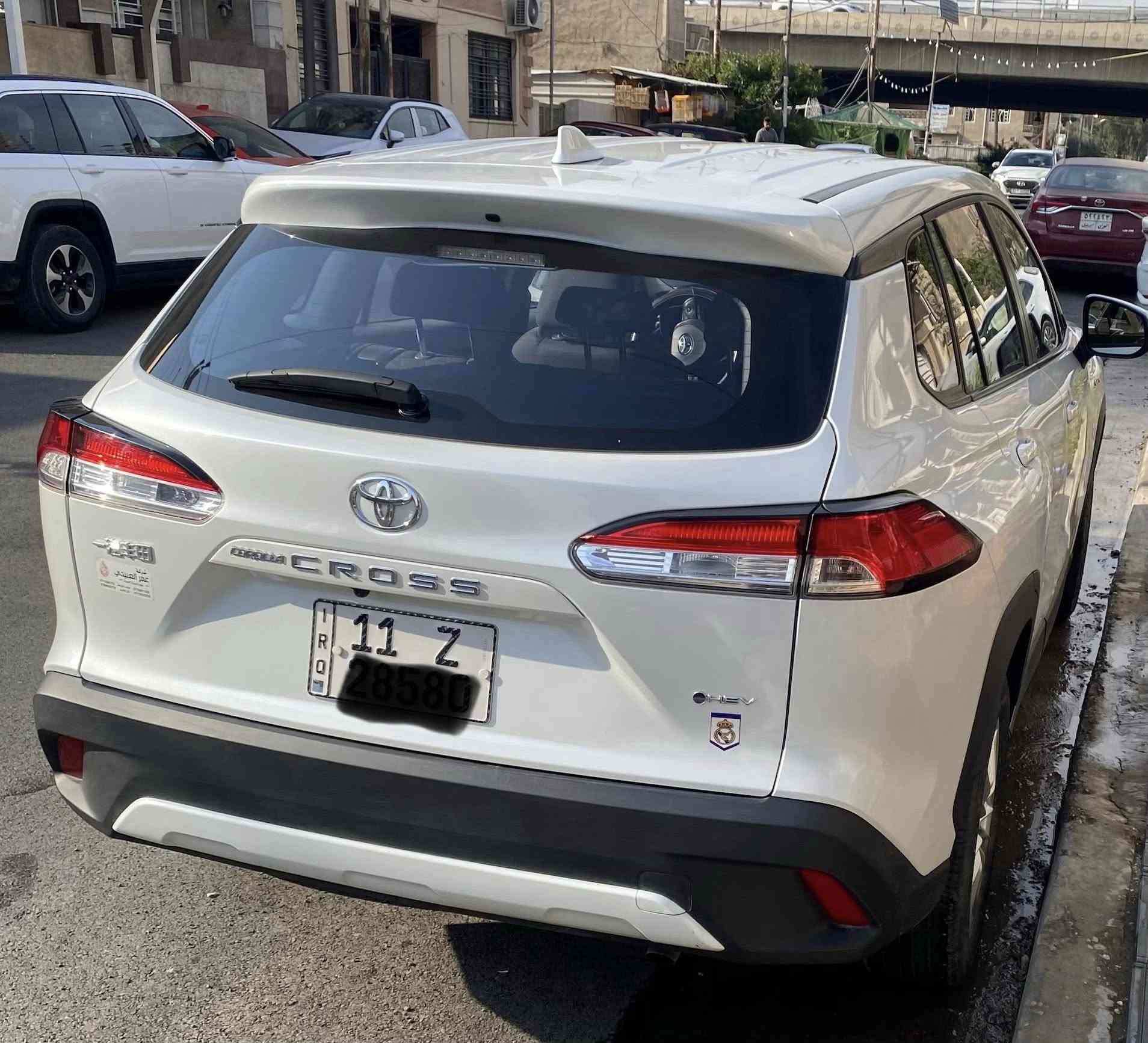 السلام عليكم
كورلا كروز للبيع موديل 2025 استلام زيرو 
بصمة دخول وتشغيل 
فتحه سقف سلايد
كراسي مخمل اسود
كامرة خلفيه دوراه 
تبريد قطعتين 
تحديد مسار
ردار امامي 
شاشه ابل كار بلي 
تحكمات ستيرن 
كروز مثبت السرعة 
محرك 2000 هايبرد 
مقسم صندوق بلادي نفس لون الداخل 
ارضيات الشركه ما مستخدمتهم جديدة 
الإضافات :
لايت عالي ناصي زنون 
كشافات لد ابيض 
سكن لايت لد ابيض
ارضيات حوضيه 

عداد المسافة 19000 
رقم بغداد بسمي تحويل مباشر
السيارة موجودة بغداد - العطيفية 
السعر  26  مليون  ونص 
***********
متواجد للاتصال و واتس اب
