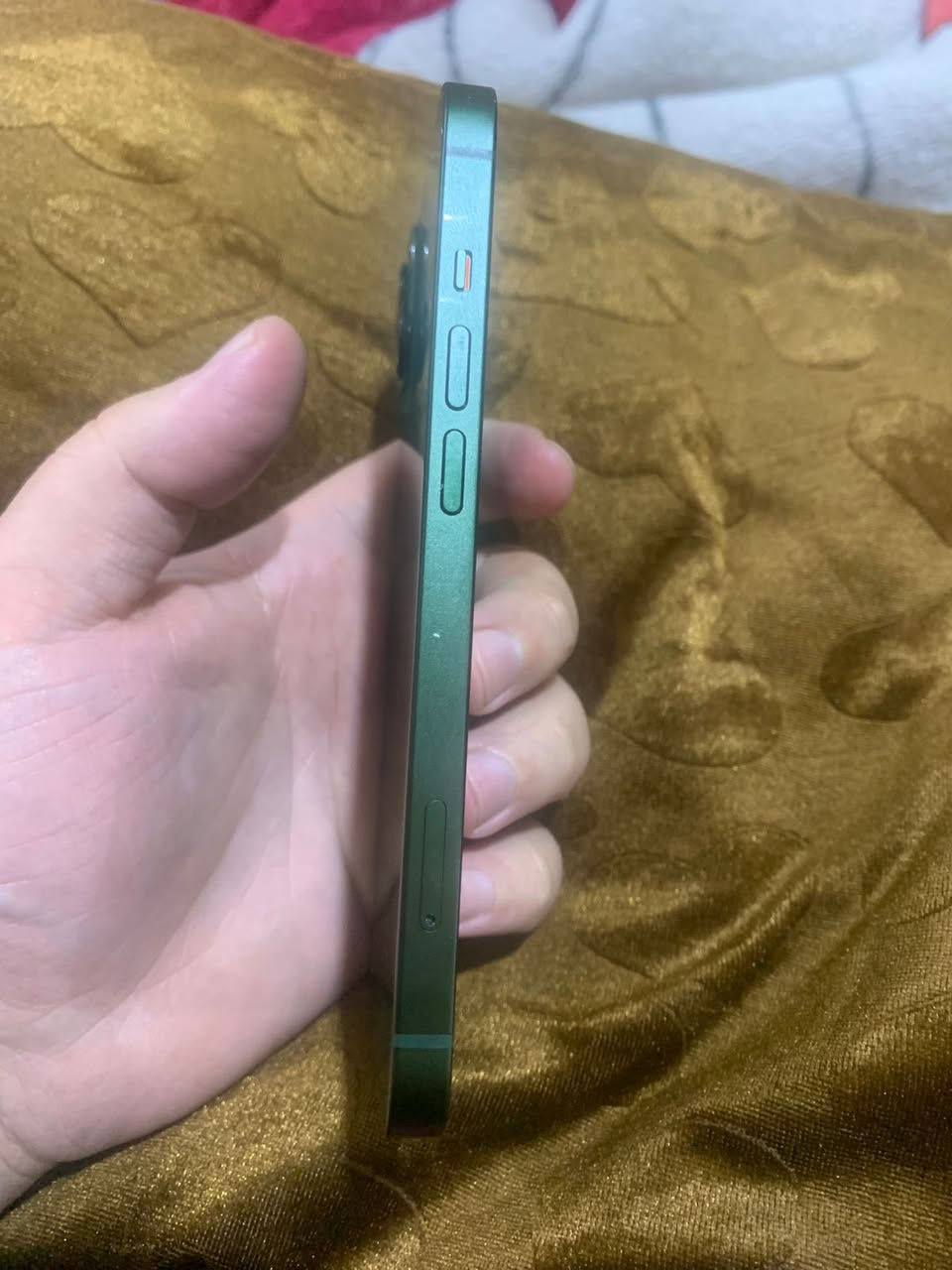 سلام عليكم ايفون 13عادي ذاكره128نضافه 98شرق اوسط نموذج Mبطاريه85 بغداد مدينه الصدر شارع الفلاح  *********** السعر400
