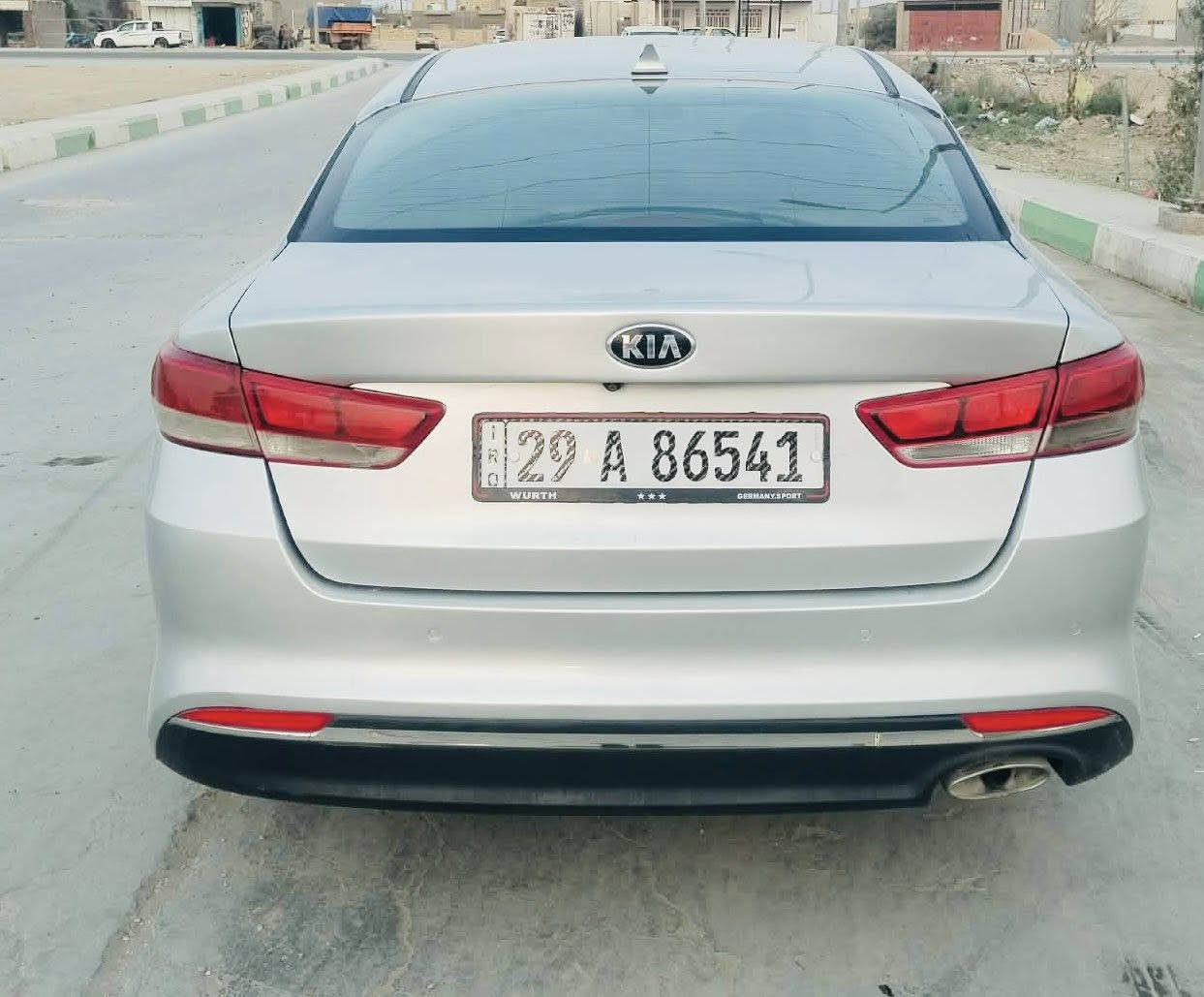 السلام عليكم
للبيع كيا اوبتيما موديل 2017 وارد أمريكي حادثها جاملغ الخلفي بدون دواخل وهنا صار بيها جراد جهت الأيمن ورشيتهن جماليه بدون ضربه شرط عندي صورها قبل الصبغ بجمها مكفول شواصيها مكفوله ليبل واحد السياره تكم كله مكفولات محرك 2400 كير ومحرك مكفولات موصفات معروفه Fe تحكم ستيرن جهتين شاشه كامره حساس خلفي نضام ECO رقم انكليزي سنويه مجدده تحويل مباشر السياره خير من الله ترايك وين مايعجبك وصورها قبل الصبغ داخل المنشور 

سعرها 117 وبيهامجال***********
