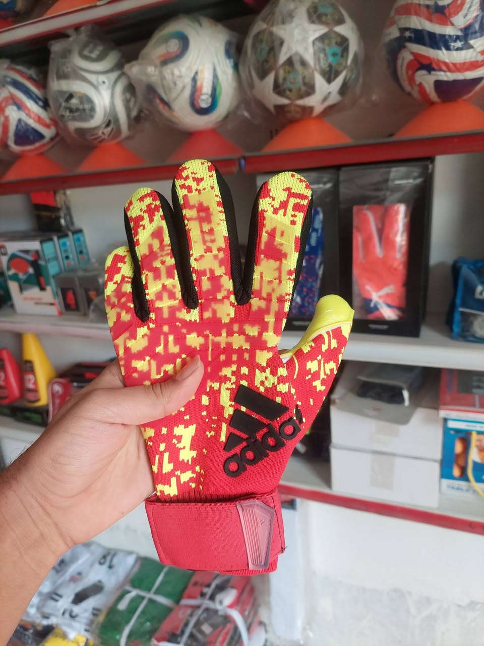 كف حارس مرمى
قياس 8 - 9 - 10
السعر 20
واتساب ***********
يوجد توصيل
