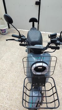 ماطور شحن كلو شغال باتري اخو جديد كلو شغال مابي اي نقص سعر 375 وبي مجا...