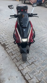 دراجةالوحش  صارة 20 يوم من ماخذها بعدها زيرو 6 بطاريات  4 سرعات  سعرها...