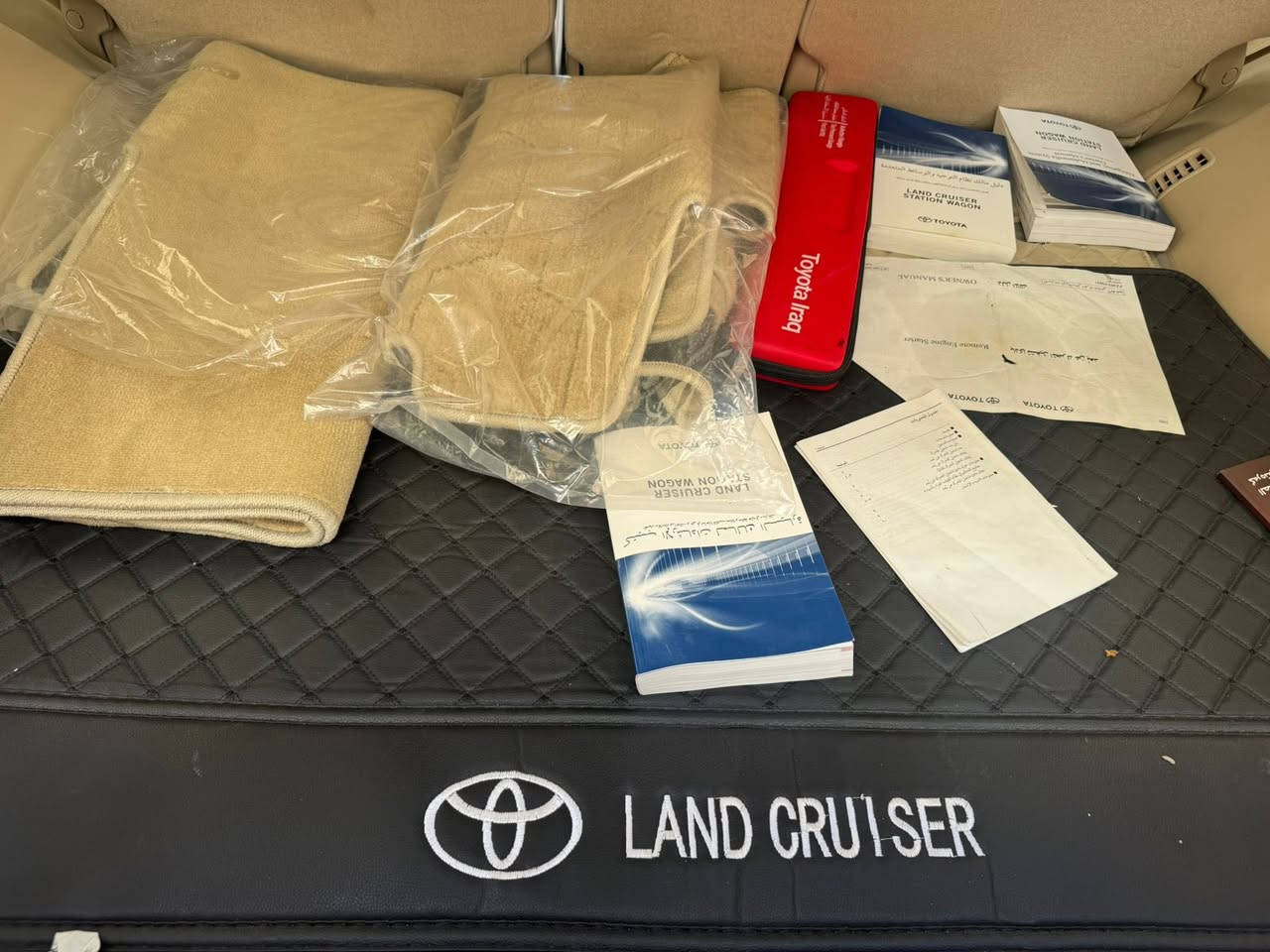 السلام عليكم

لاندكروز vx لمتد 2024 تنفس طبيعي
مكفوله كفاله عامه✔️
ضمان شركه ساز ✅ تحت الضمان
العداد 17 الف كيلو 🔢
رقم بغداد مكررر وتحويل مباشر 
مغلفه PPF أمريكي 🦾 ضمان 10 سنوات
مكان السياره : كربلاء المقدسة
للتواصل : ***********
