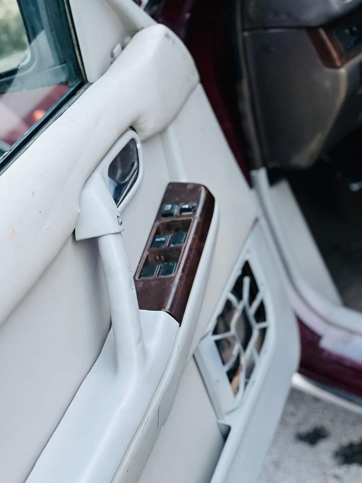 نيسان سدريك، 2001 
تبريد وي سويج /بشرط
رقم أربيل أصولي تحويل مباشرة 
ومفحوصة حاسيبة بغداد العامة 
كيروو محرك و اكسل لوك
قفل مركزي
اربع جام كاهرباي
داخل فورميكا
سيدي ئوكس بلووتوز
داخل الأبيض
حجمة جمالة
سيارة يشتغل بغاز و بنزين 
داخل علي وضع شركة باقي
امام و خلف جديدة بشرط
سيارة هواية علوة باقي
كاهرباي كامل بشرط
تعويل/غرامه/كص/بشرط
سعر 50 ورقة بي مجال 
مكان سيارة أربيل
رقم تليفون ***********
للأستفسار اكثر تعال خاص او خابر واتساب .
