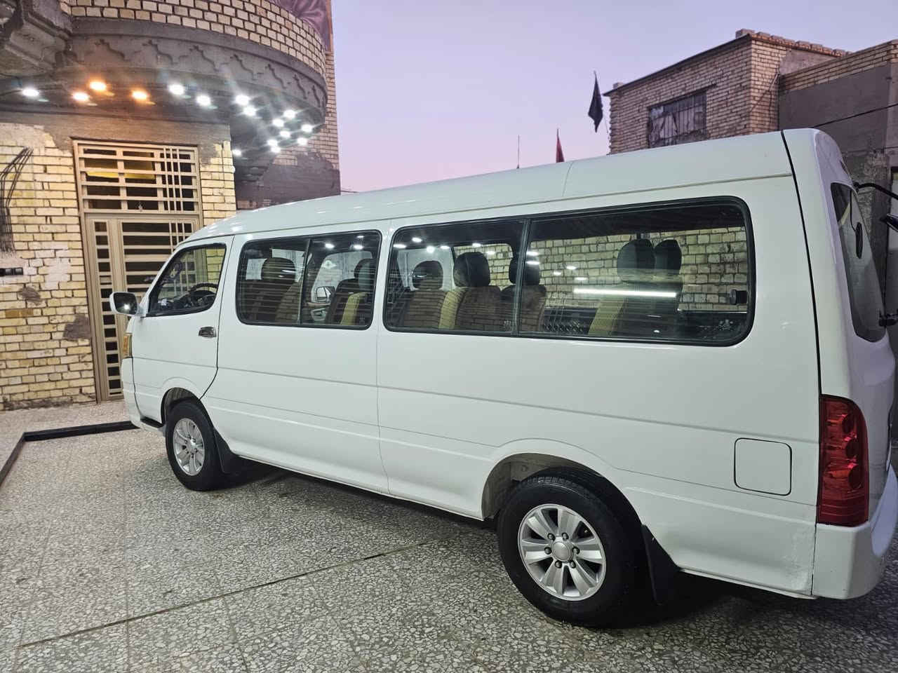 سلام عليكم جنبي اجوان 2014 استلام 2019 سياره جديده عله وضع الشركه تخم تاير جديد شاشه ايباد رقم بغداد بسمي دوشمه عام  عنوان بغداد***********
