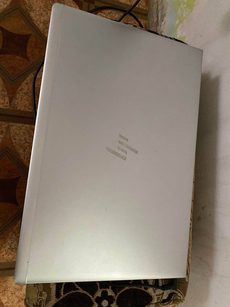 * معالج: AMD Ryzen 7 PRO 2700U (4 أنوية / 8 خيوط)
* كرت شاشة مدمج: Radeon Vega 10
* رام: 8GB
* SSD NVMe سعة 256GB
* شاشة غالباً FHD 15.6 إن البصرة, العراق


**إذا كنت صاحب هذا الإعلان وتريد حذفه لأي سبب، رجاءا أرسل رسالة إلى الدعم الفني**