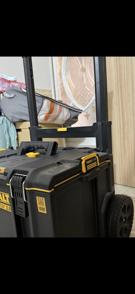 بوكس ديولت امريكي يعني اصلي 
قياساته 
طول ٥٥
عرض ٤٥
ارتفاع ٤٠ 

سعره ١٧٥ الف


**إذا كنت صاحب هذا الإعلان وتريد حذفه لأي سبب، رجاءا أرسل رسالة إلى الدعم الفني**