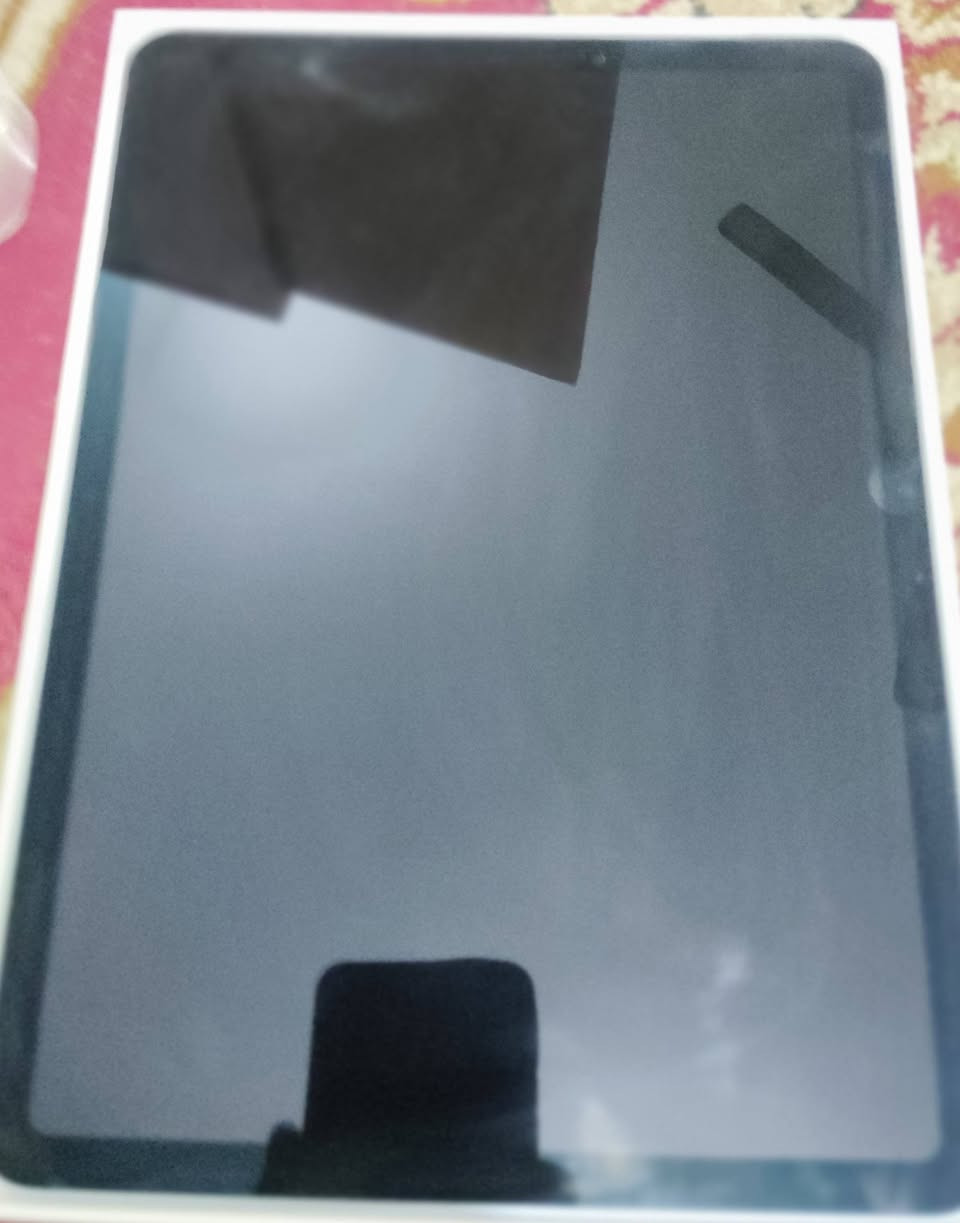 ايباد Air 6 m2
البطارية 99 
عدد دورات الشحن 80 
ذاكرة 256
السعر 650 قفل 
وتساب 
***********
العنوان بابل الحلة
