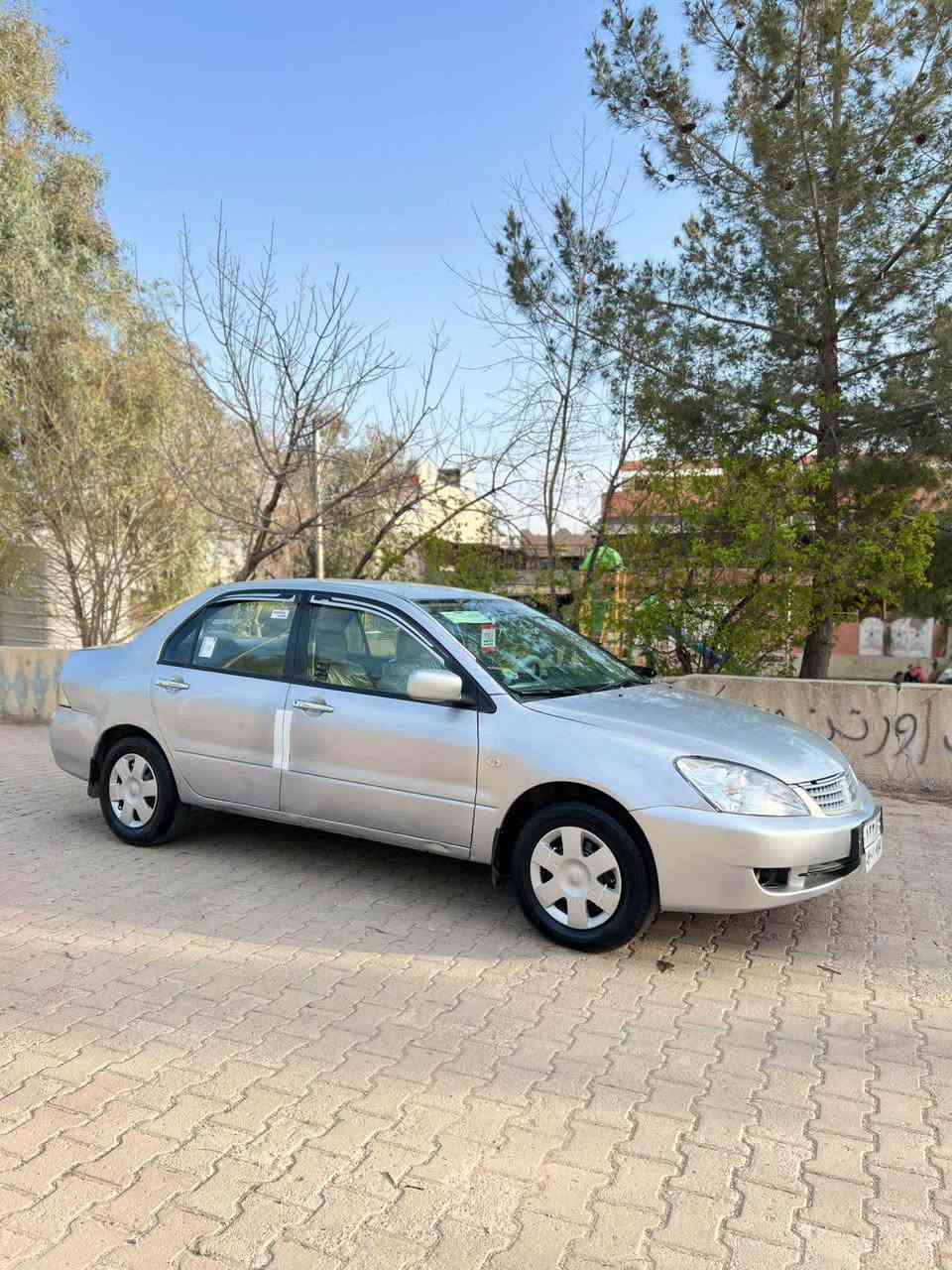 سيارة مستربوشي لانسر موديل 2007گير اتوماتيك گيرومحرك شرط محرك 16بيلدي تاخم تايرات و تاخم صدر كول جديد كهربائيات عام شغل مواصفات خليجي جامات و مرايه كهربائي سويج كونترول ABS تبريد حارو بارد شغل ده شبل فورميگ بيلدي سيارة جاهزه مابيه كول نقص 4قطع صبوخ و بيه حيزام و مابيه ضرب و شرط تحويل و خرامات و موباشرة سعرة 63 $ و بيه مجال قه ليل راقم موبايل 📲 *********** كركوك, العراق
