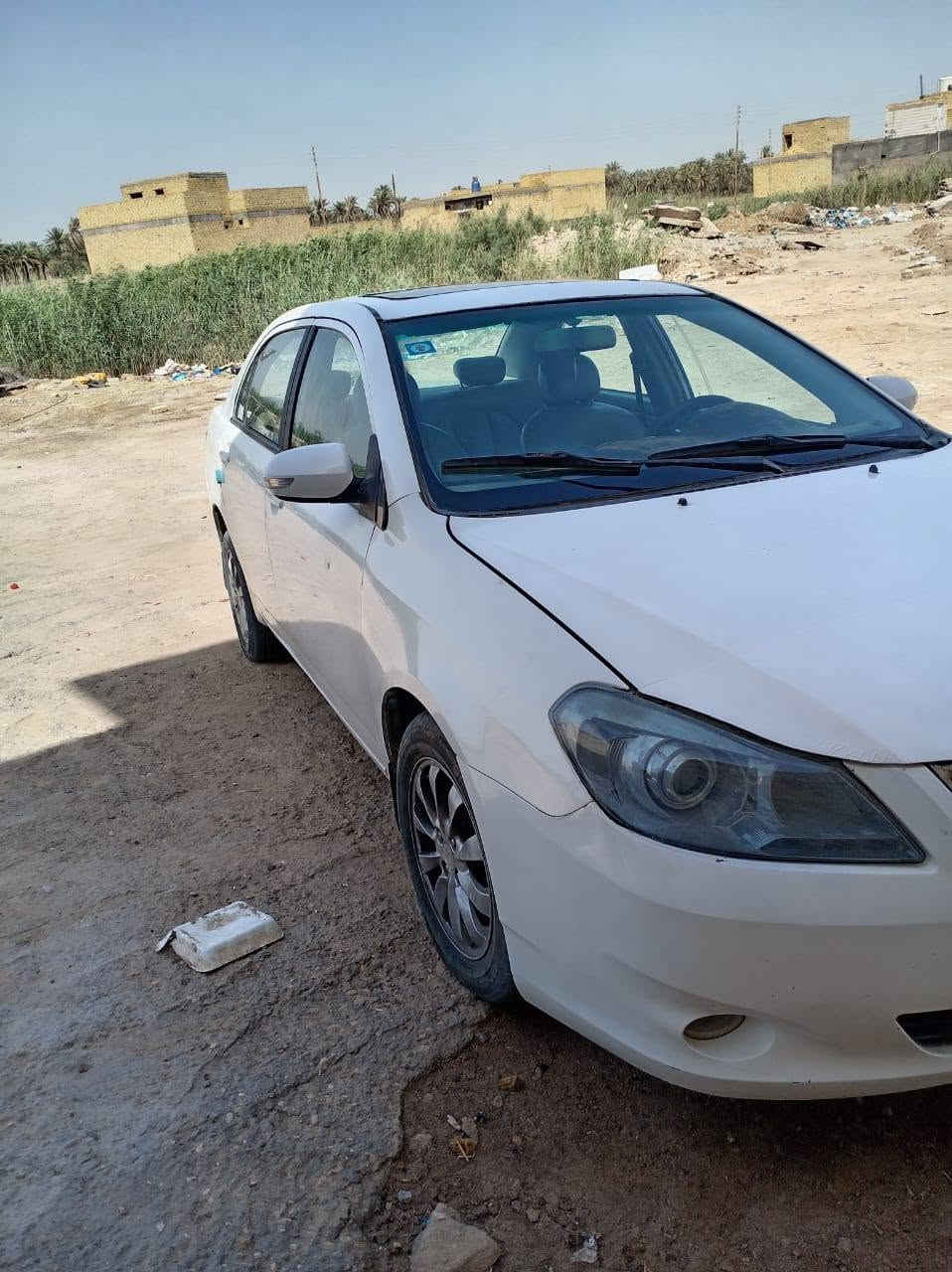 سلام عليكم BYD جي 3
م2013 حداديه ودواخل انضاف كيره ومكينه عطلانات 

السعر ٣٥ وبيه مجال ه *********** مكاني ناصريه مركز
